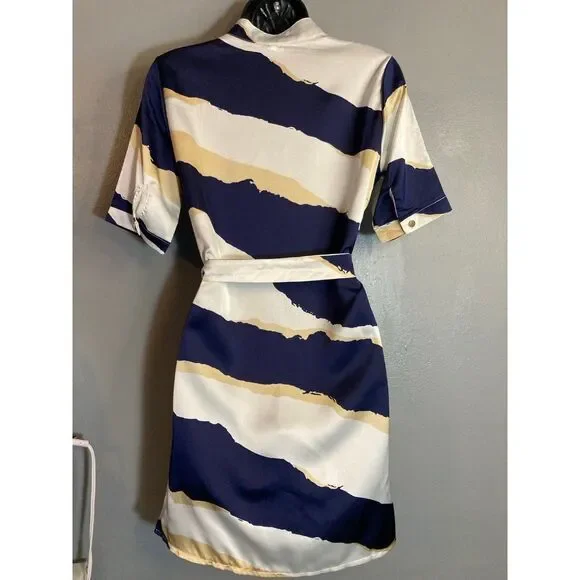 Miss Unni silky button up dress - Picture 7 of 7